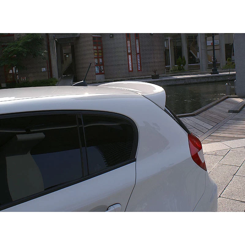 3D Design Urethane Roof Spoiler - BMW E87 1-Series 5 Door Hatchback 05-11 - Image 2