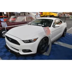 APR Performance Carbon Fiber Wind Splitter With Rods - Mustang W/O Performance Package 15-17
