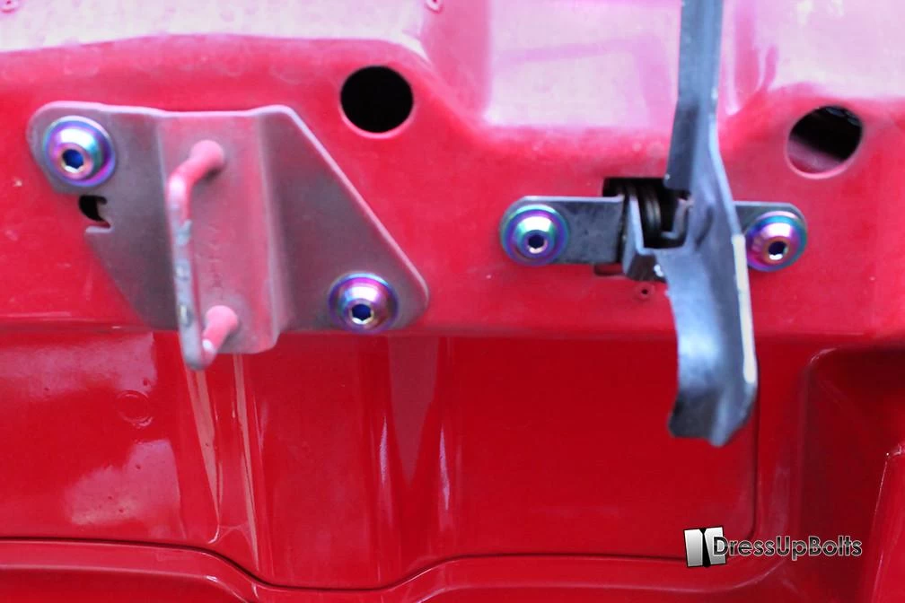 Dress Up Bolts Titanium Hood Kit - Pontiac Firebird / Trans Am F-Body 98-02 (Gold) - Image 4