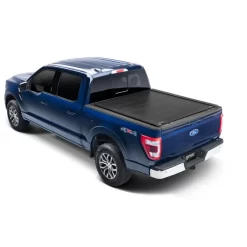 Retrax RetraxPRO XR Bed Cover - Ford F-250 / F-350 / F-450 Super Duty Long Bed (8.2' Bed) 99-16